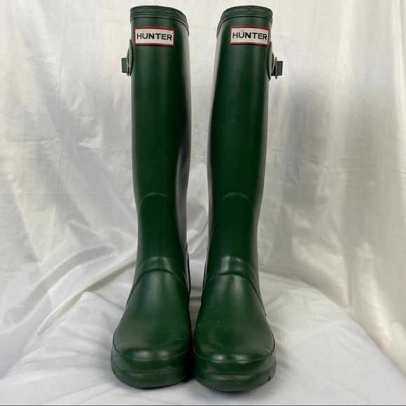 Hunter Shoes - Hunter Original Tall Matte Green Rain boots size 6